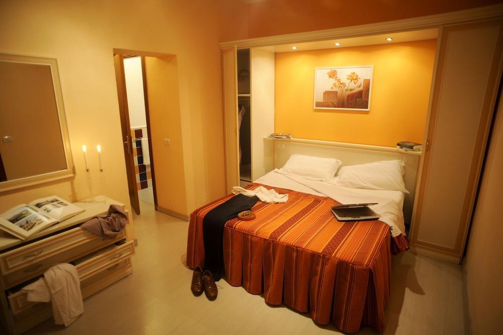 Etrusco Hotel 2*